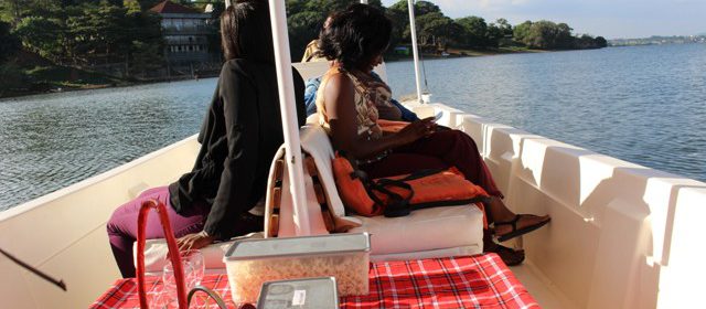sunset-cruise-on-lake-victoria-uganda