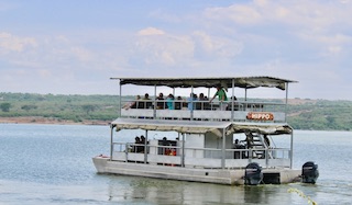 Boat Safari Travel