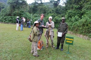 uganda-trekking-gorilla