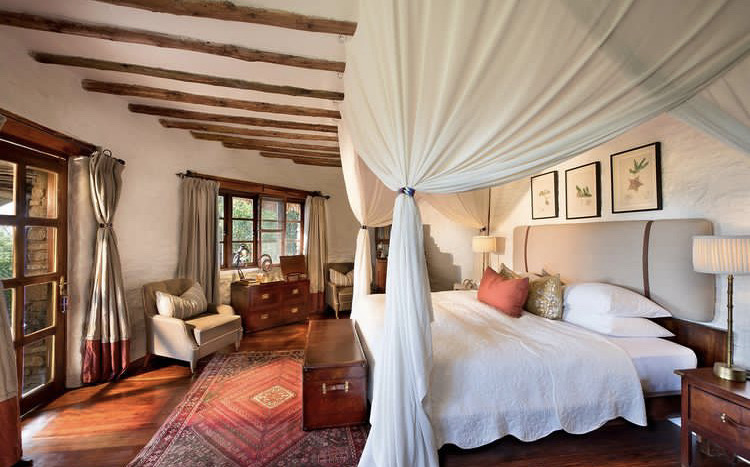 Uganda luxury safari
