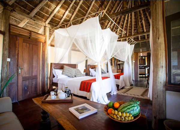 Apoka Safari Lodge